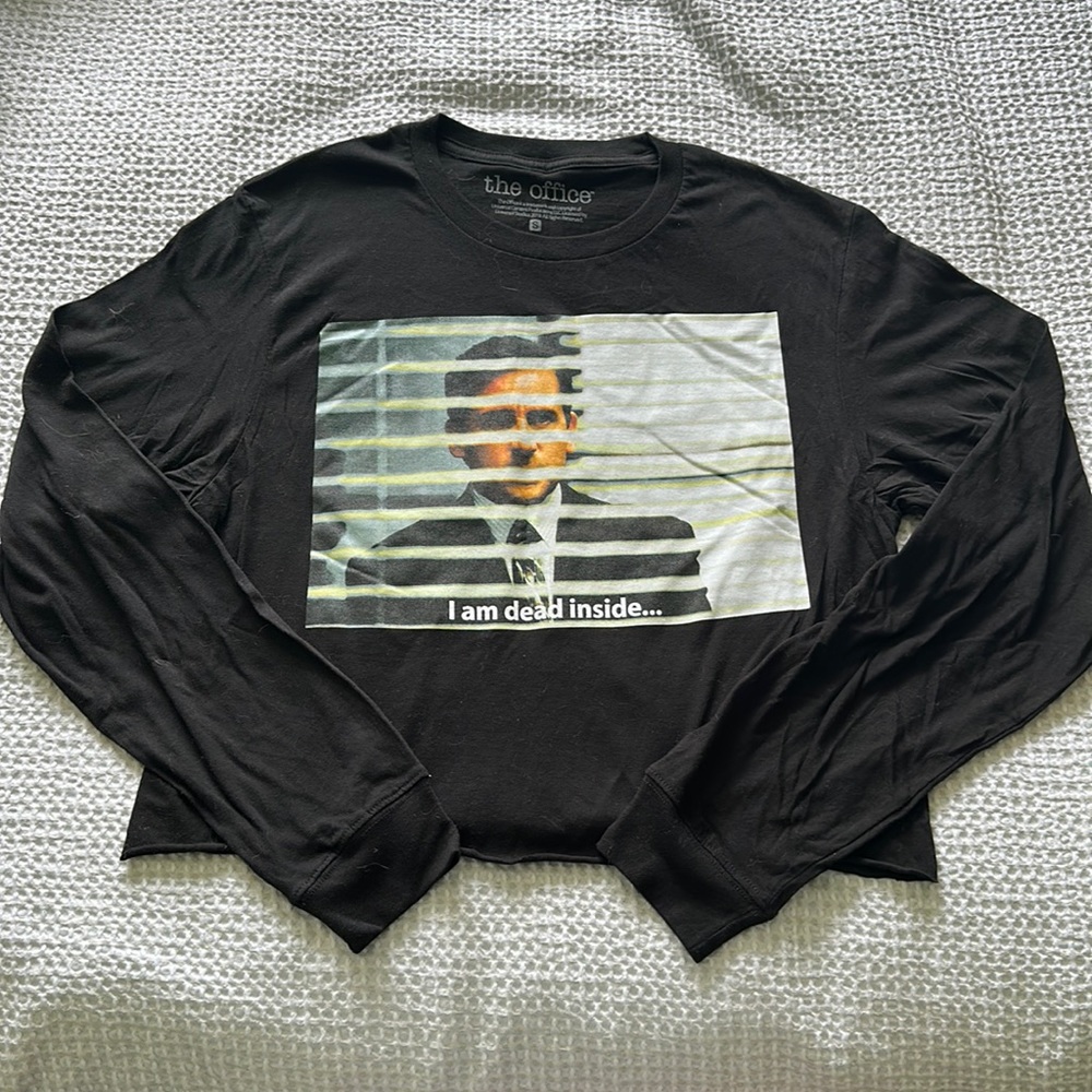 The office long sleeve shirt black